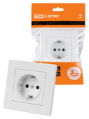 Розетка 2П+З 16А 250В с защитной шторкой белая 