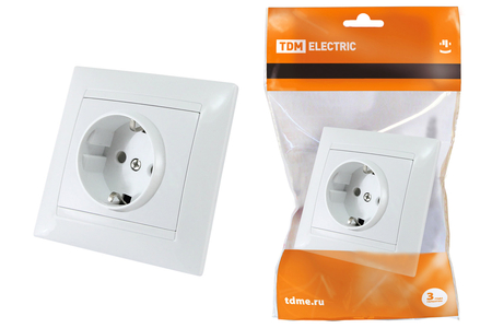Розетка 2П+З 16А 250В с защитной шторкой белая 